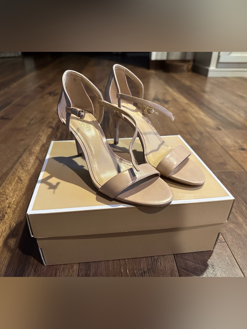 Brand New in Box Michael Kors Blush Leather Open-Toe Ankle-Strap Heels